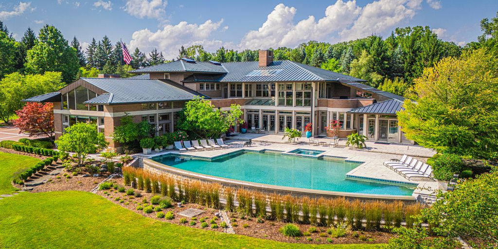 Ann Arbor-area estate sells for one of Michigan’s highest prices in years