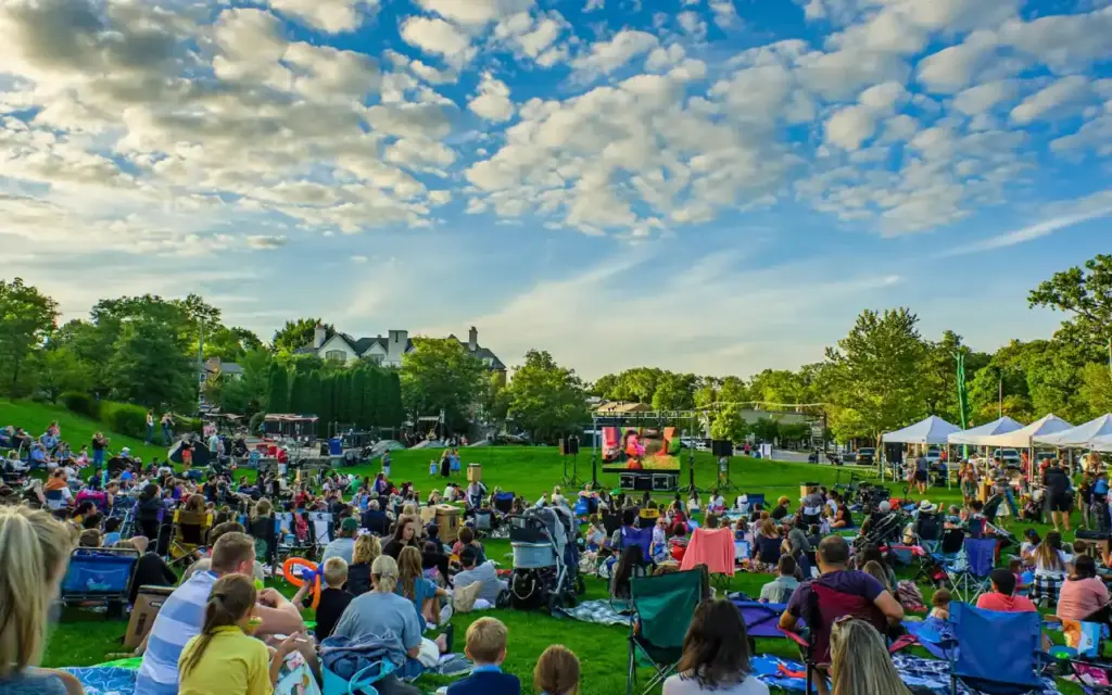 Outdoor Movie Nights at Booth Park: Perfect for Family Fun in Birmingham