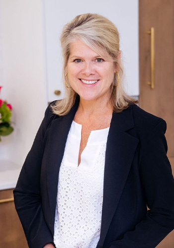 Sara  Borger