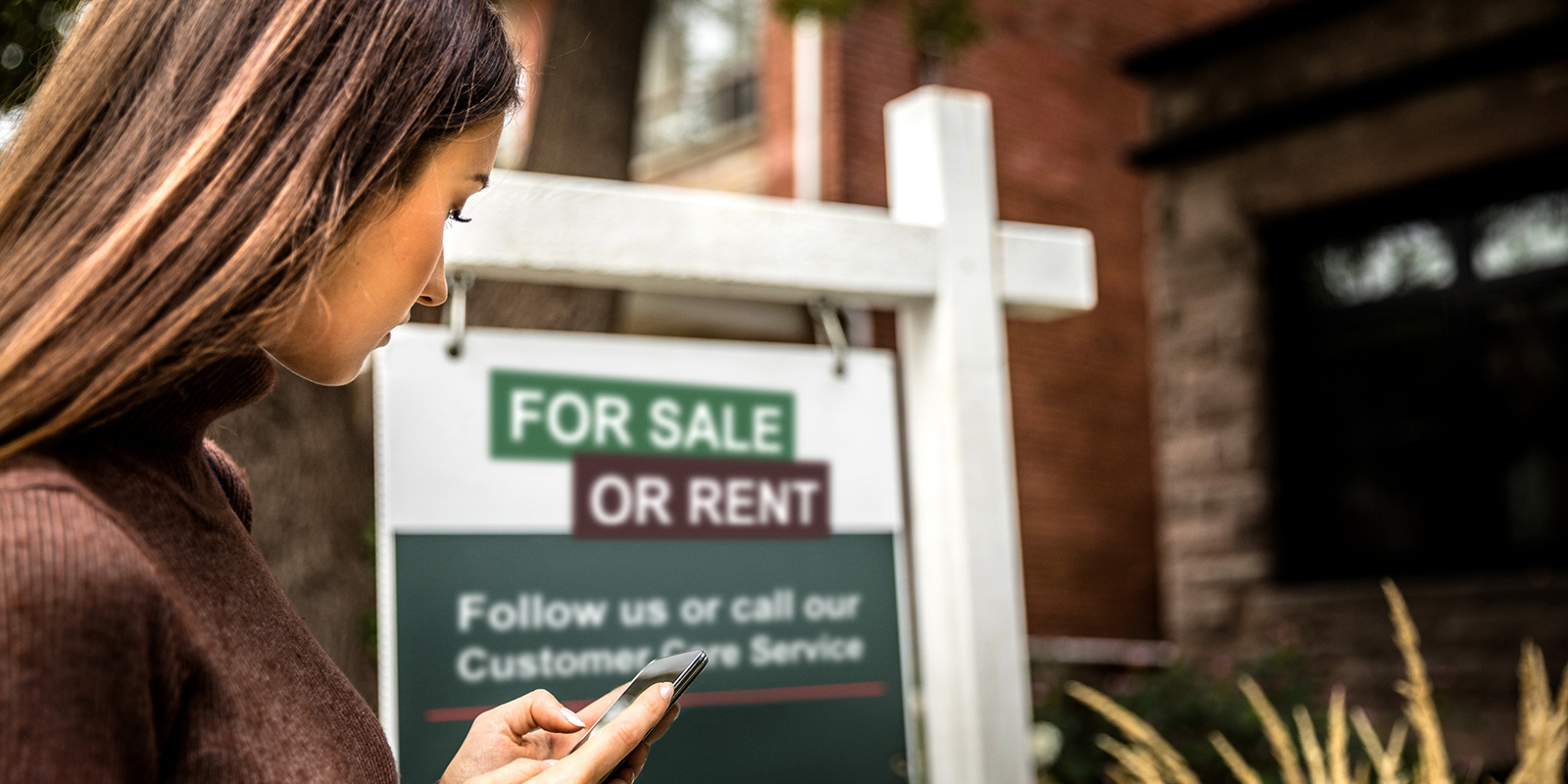 Relocating to Miami: Should You Rent First or Buy?
