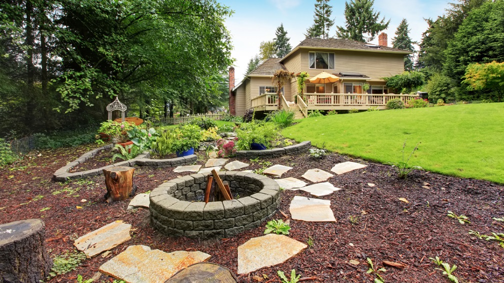 Build a Stone Fire Pit