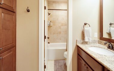 18-print-guest-bath-02