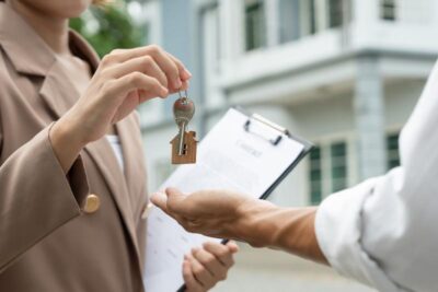 A step-by-step guide to selling your rental property with tenants