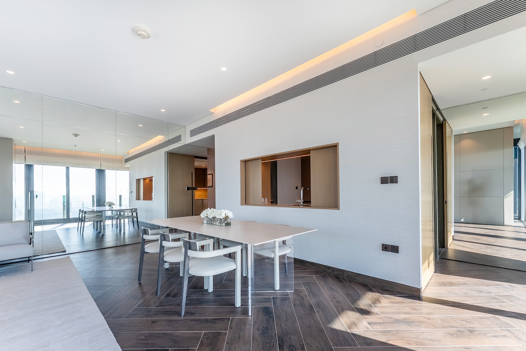 ZA’ABEEL FIRST | 3BR Residence | Burj Khalifa & Park Views Slide Image