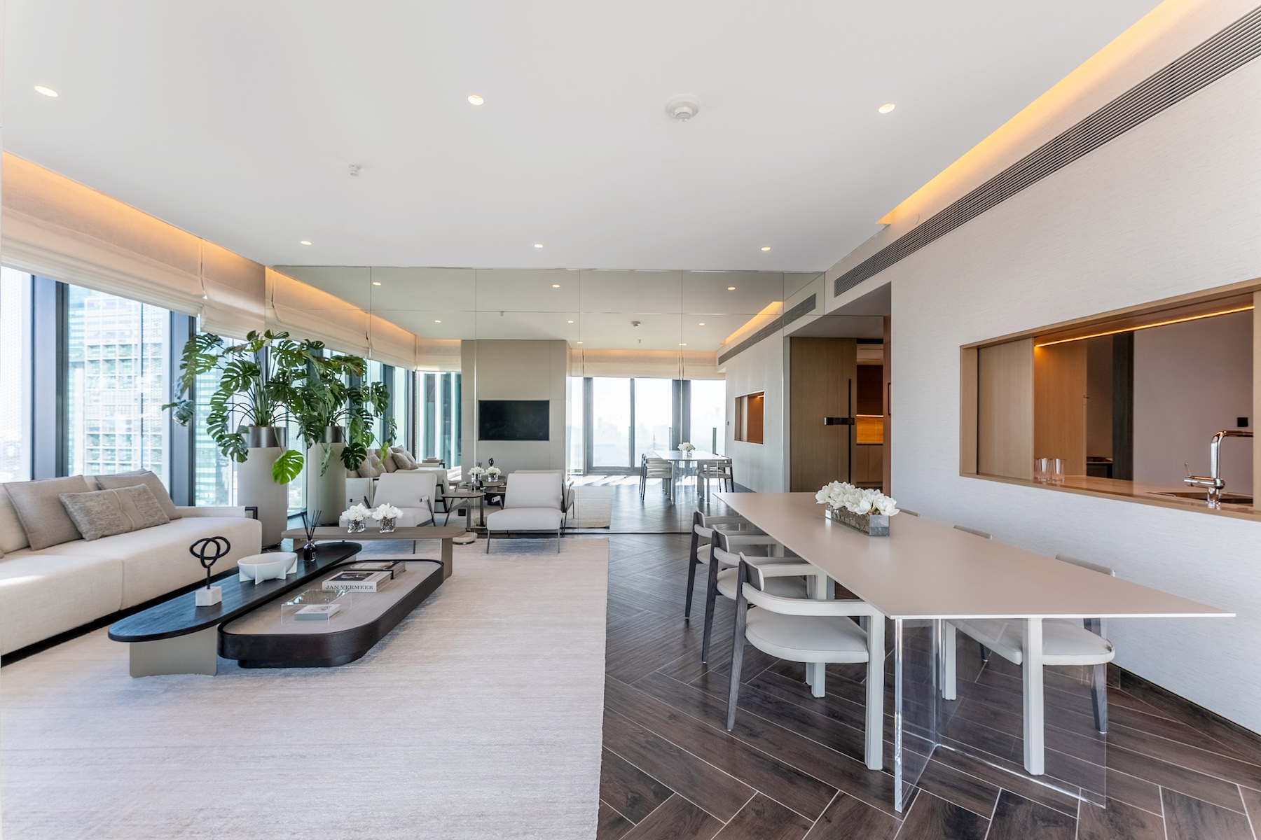 ZA’ABEEL FIRST | 3BR Residence | Burj Khalifa & Park Views Slide Image