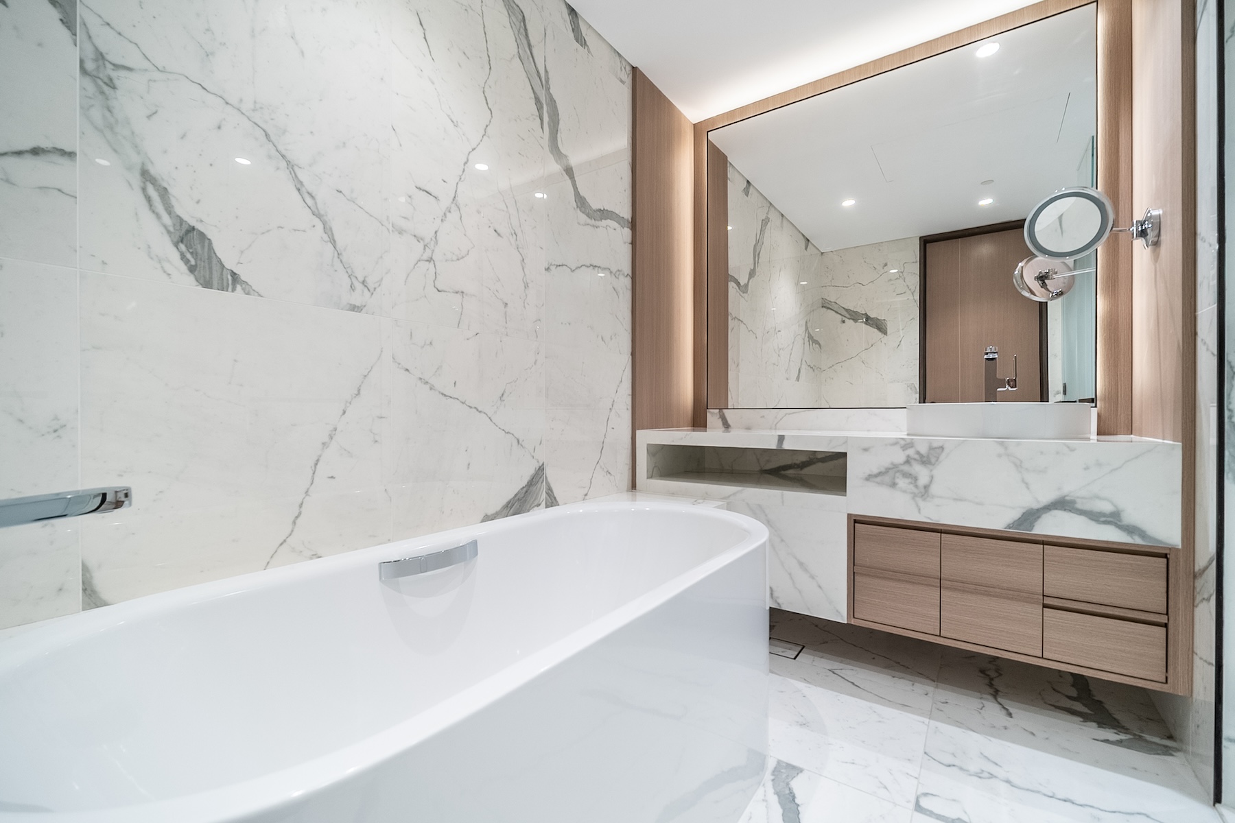 ZA’ABEEL FIRST | 3BR Residence | Burj Khalifa & Park Views Slide Image