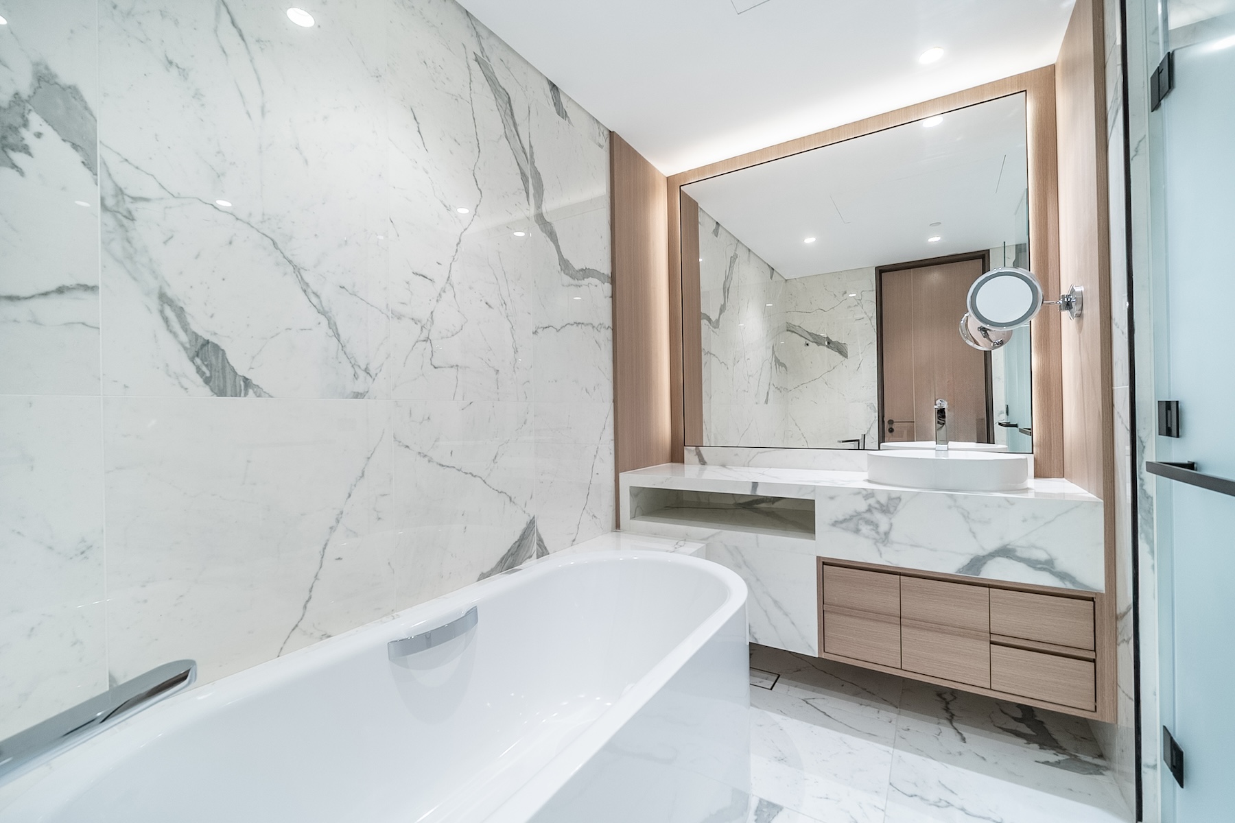 ZA’ABEEL FIRST | 3BR Residence | Burj Khalifa & Park Views Slide Image