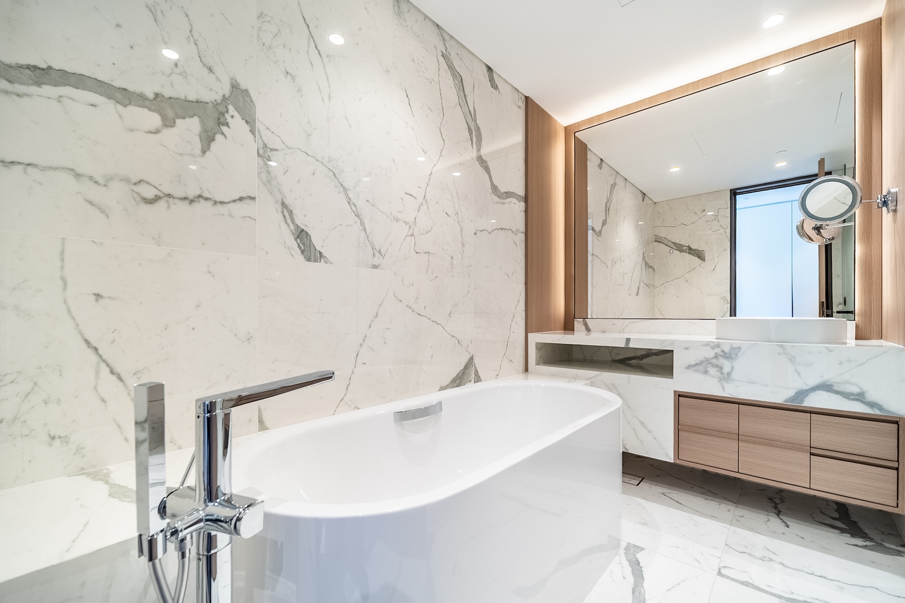 ZA’ABEEL FIRST | 3BR Residence | Burj Khalifa & Park Views Slide Image