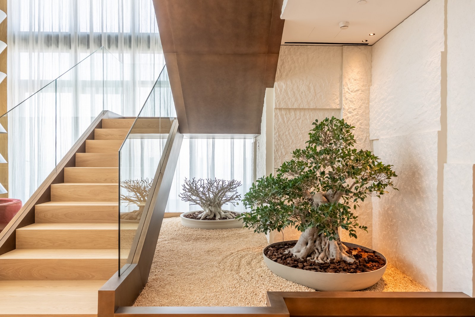 ZA’ABEEL FIRST | Bespoke 3BR Duplex | Exclusive Landmark Residence Slide Image