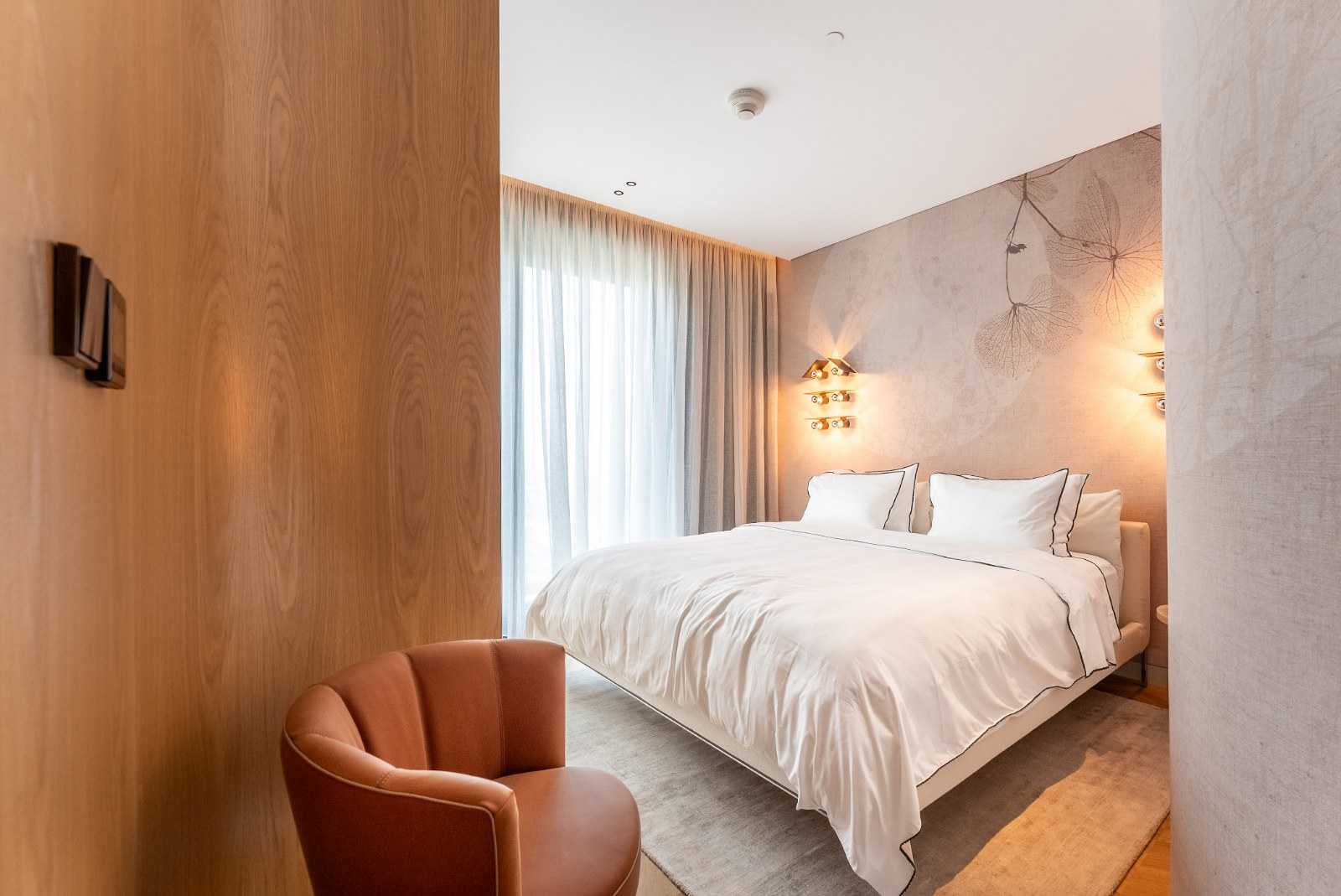 ZA’ABEEL FIRST | Bespoke 3BR Duplex | Exclusive Landmark Residence Slide Image