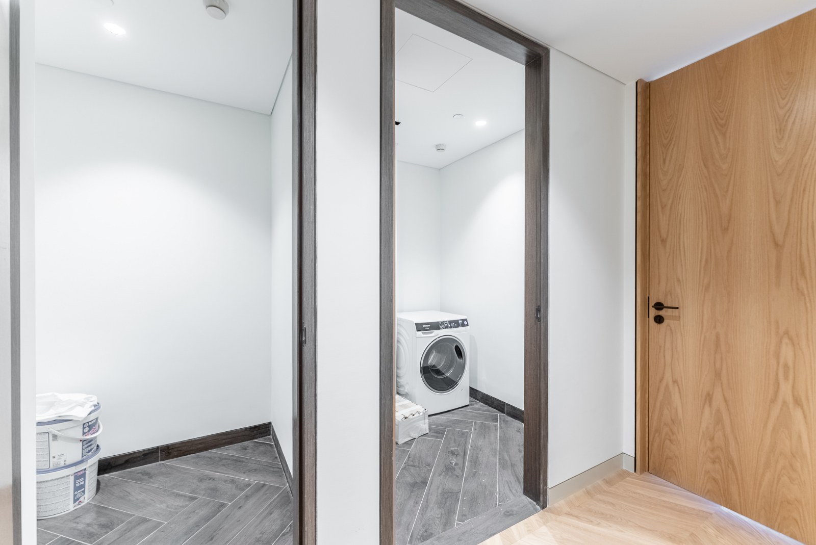 ZA’ABEEL FIRST | Bespoke 3BR Duplex | Exclusive Landmark Residence Slide Image