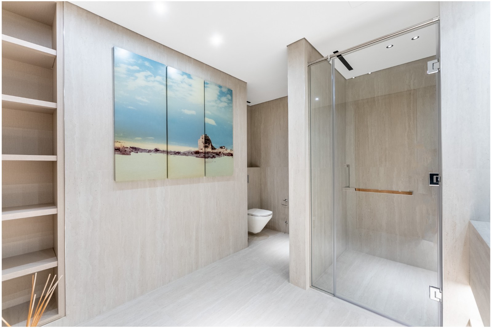 ZA’ABEEL FIRST | Bespoke 3BR Duplex | Exclusive Landmark Residence Slide Image