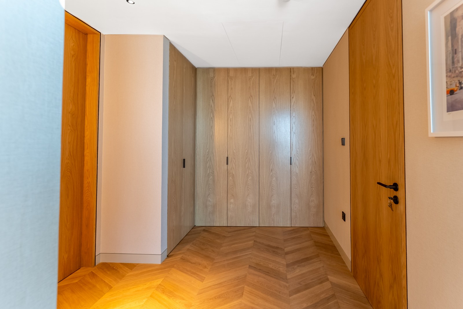 ZA’ABEEL FIRST | Bespoke 3BR Duplex | Exclusive Landmark Residence Slide Image