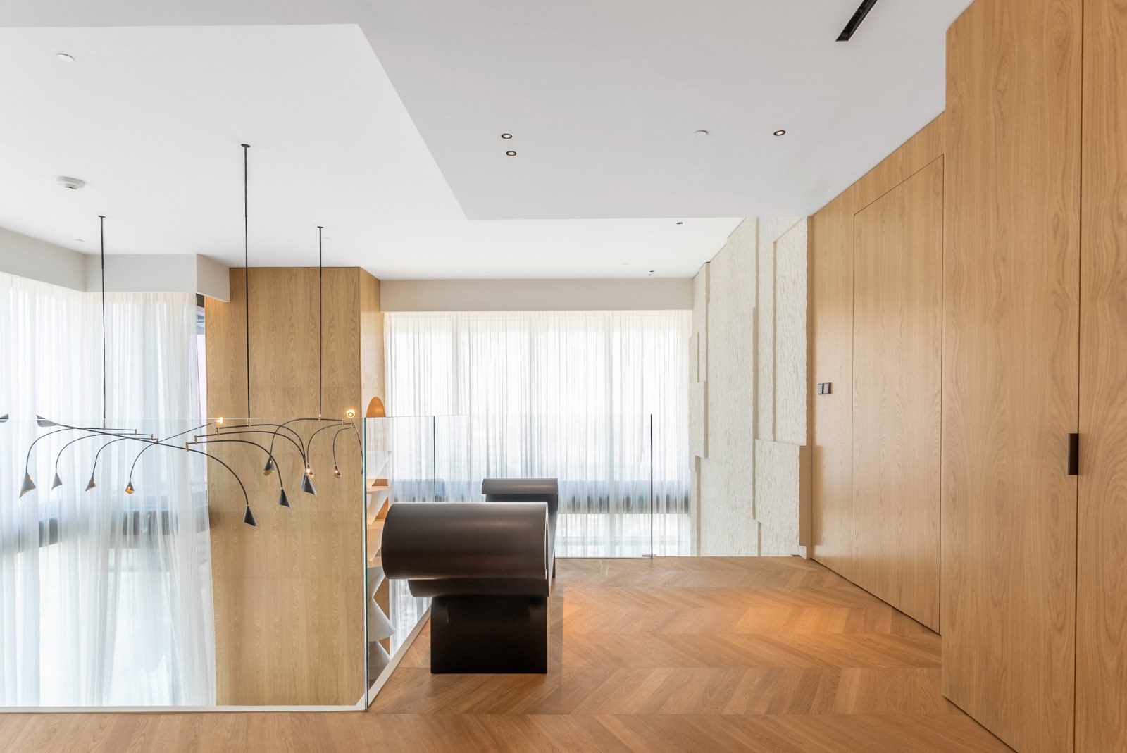 ZA’ABEEL FIRST | Bespoke 3BR Duplex | Exclusive Landmark Residence Slide Image