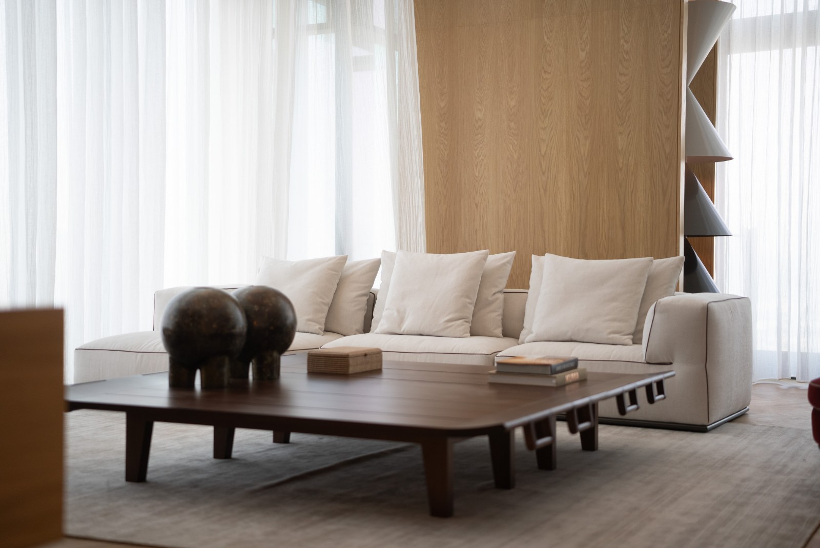 ZA’ABEEL FIRST | Bespoke 3BR Duplex | Exclusive Landmark Residence Slide Image