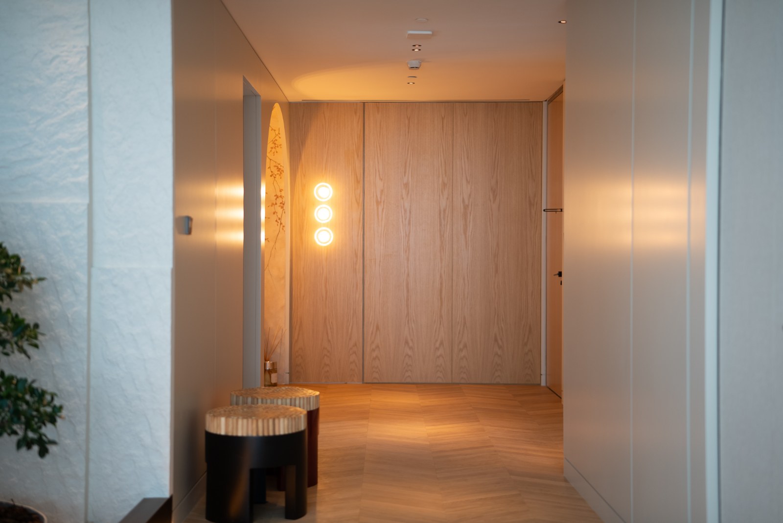 ZA’ABEEL FIRST | Bespoke 3BR Duplex | Exclusive Landmark Residence Slide Image