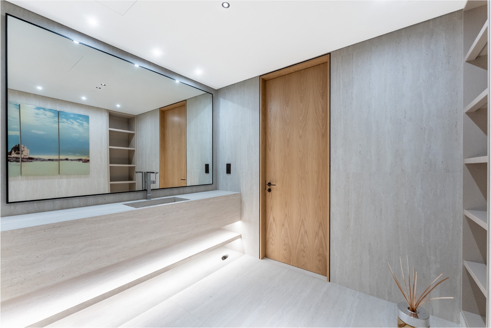 ZA’ABEEL FIRST | Bespoke 3BR Duplex | Exclusive Landmark Residence Slide Image