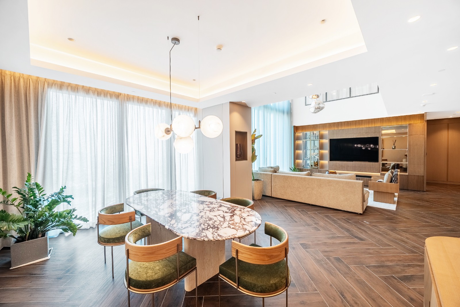 ZA’ABEEL FIRST | 2BR Duplex | Park & Dubai Frame Views Slide Image