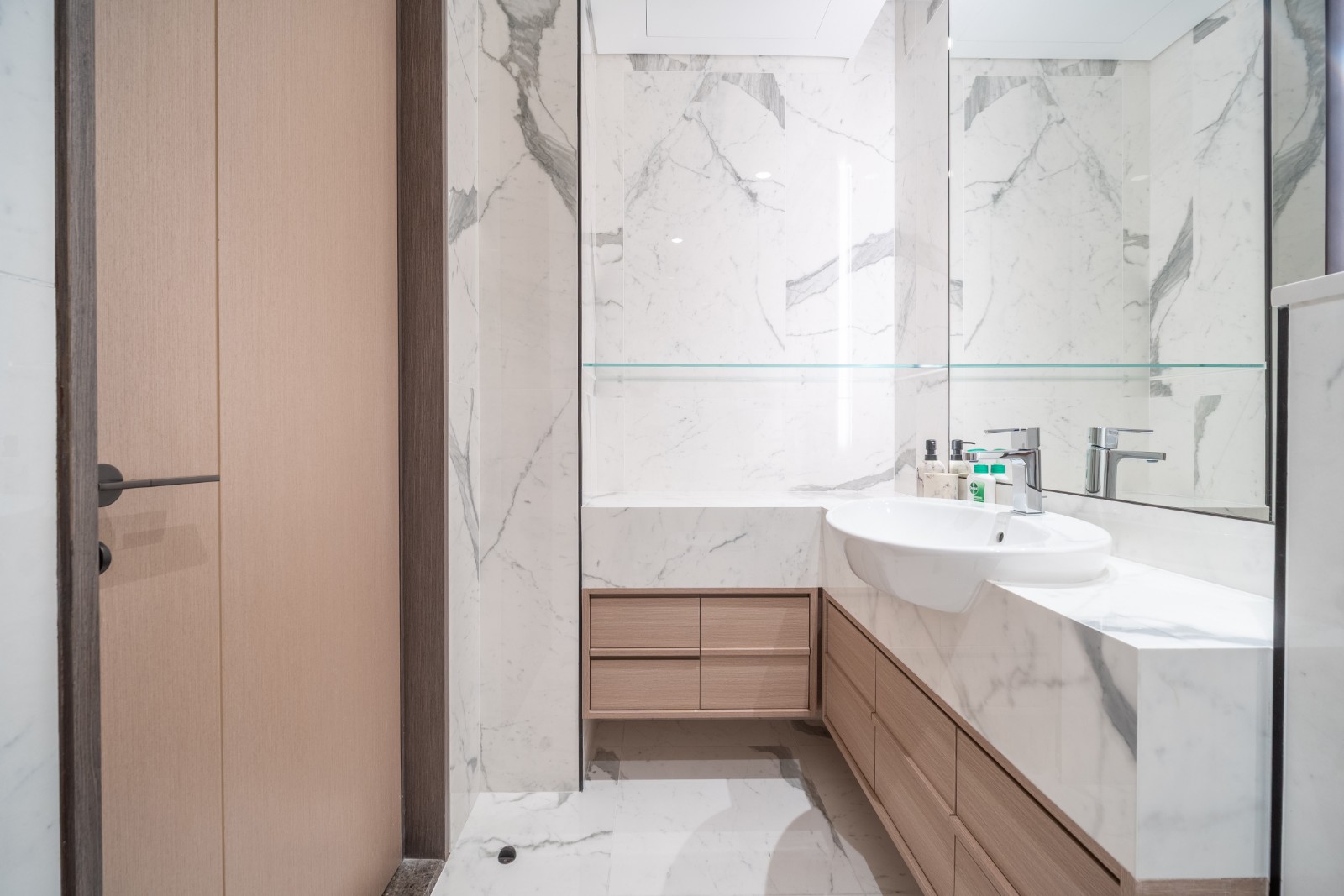 ZA’ABEEL FIRST | 2BR Duplex | Park & Dubai Frame Views Slide Image