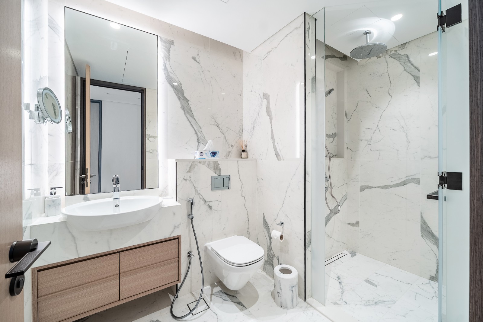 ZA’ABEEL FIRST | 2BR Duplex | Park & Dubai Frame Views Slide Image