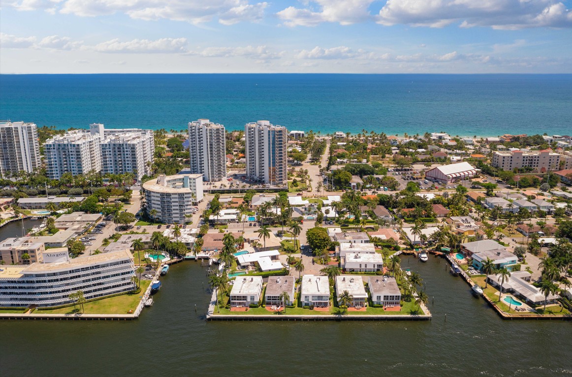 Dolphin Isles