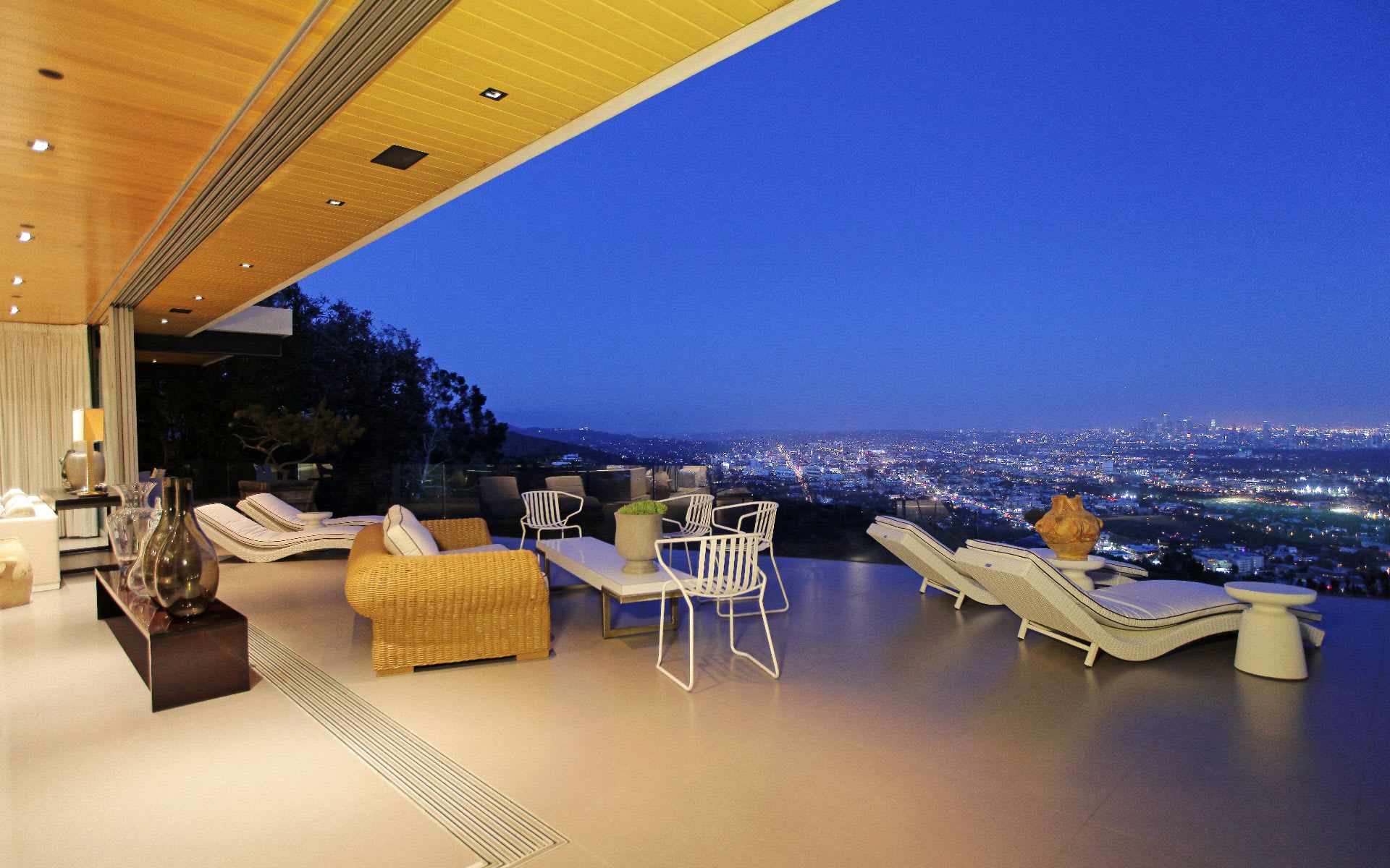 listing-img