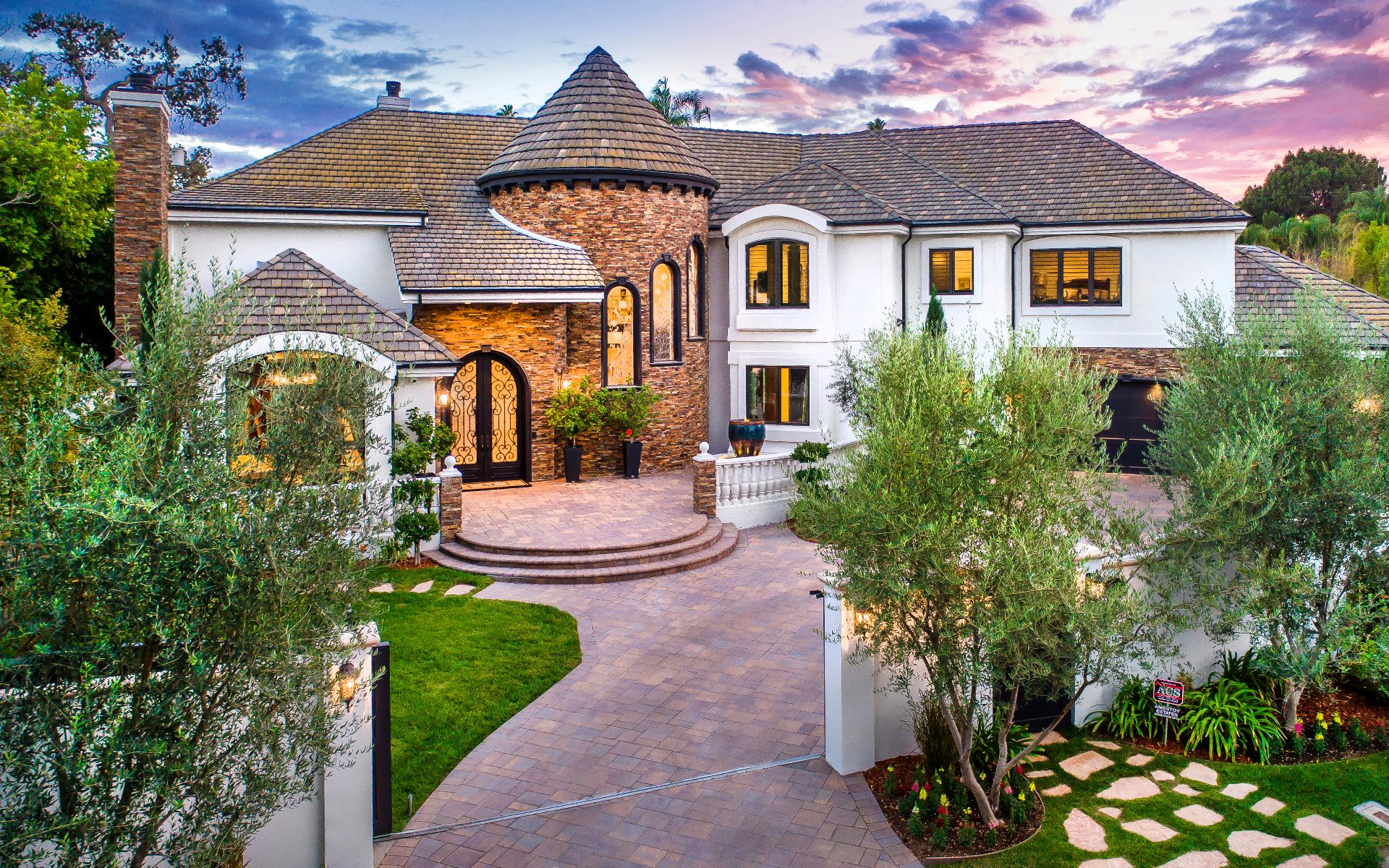 listing-img