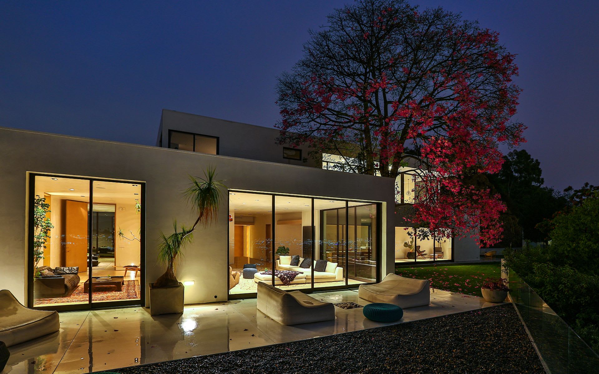 listing-img
