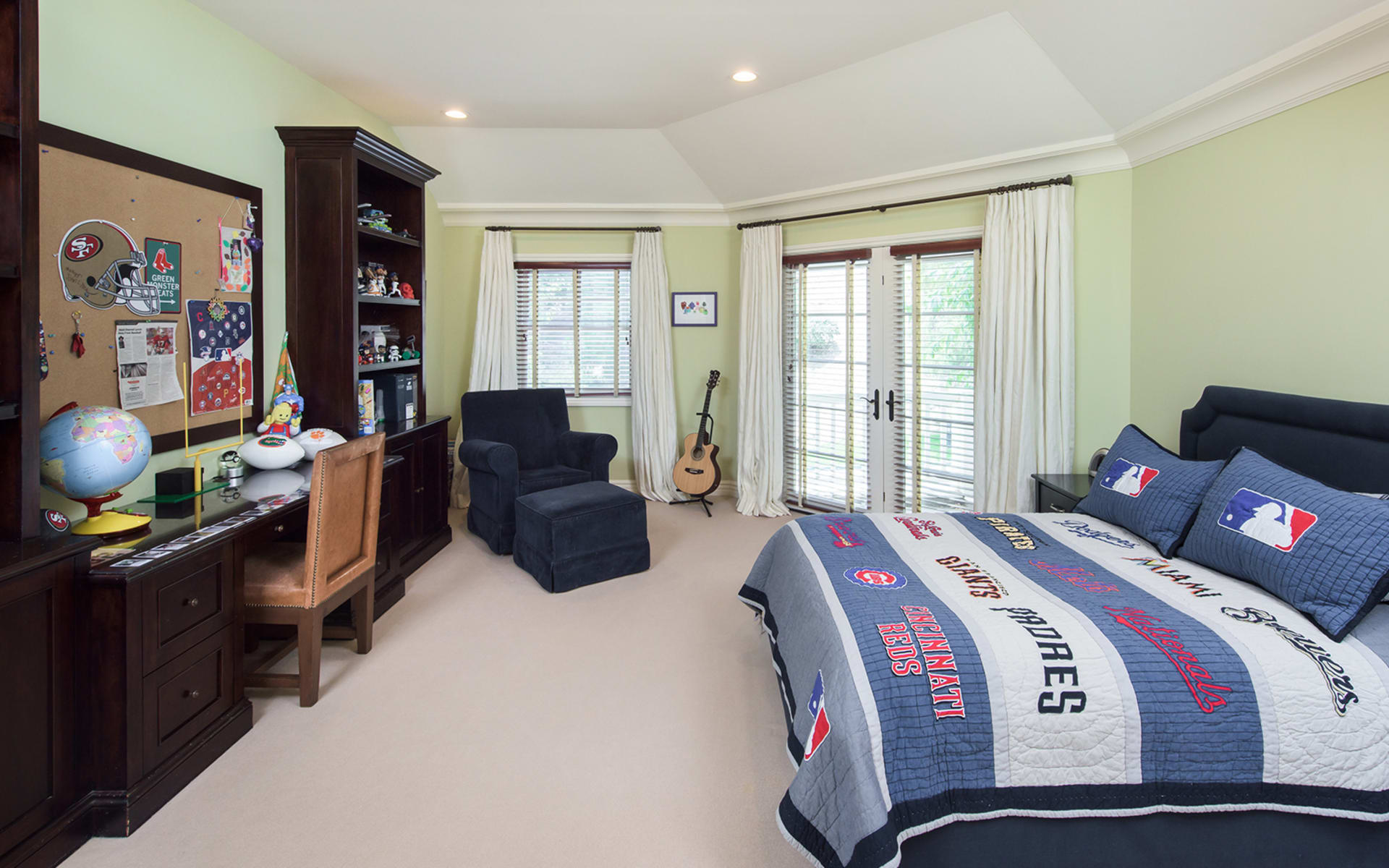 listing-img