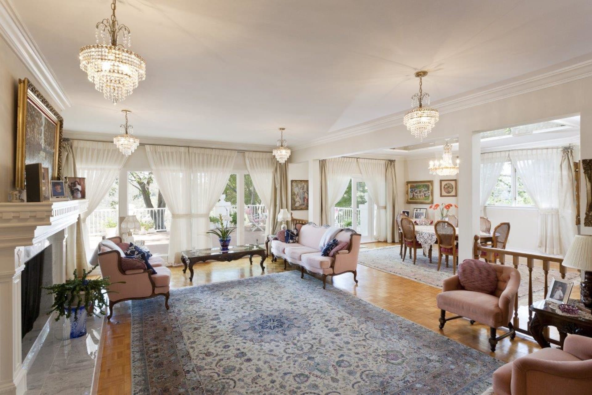 listing-img