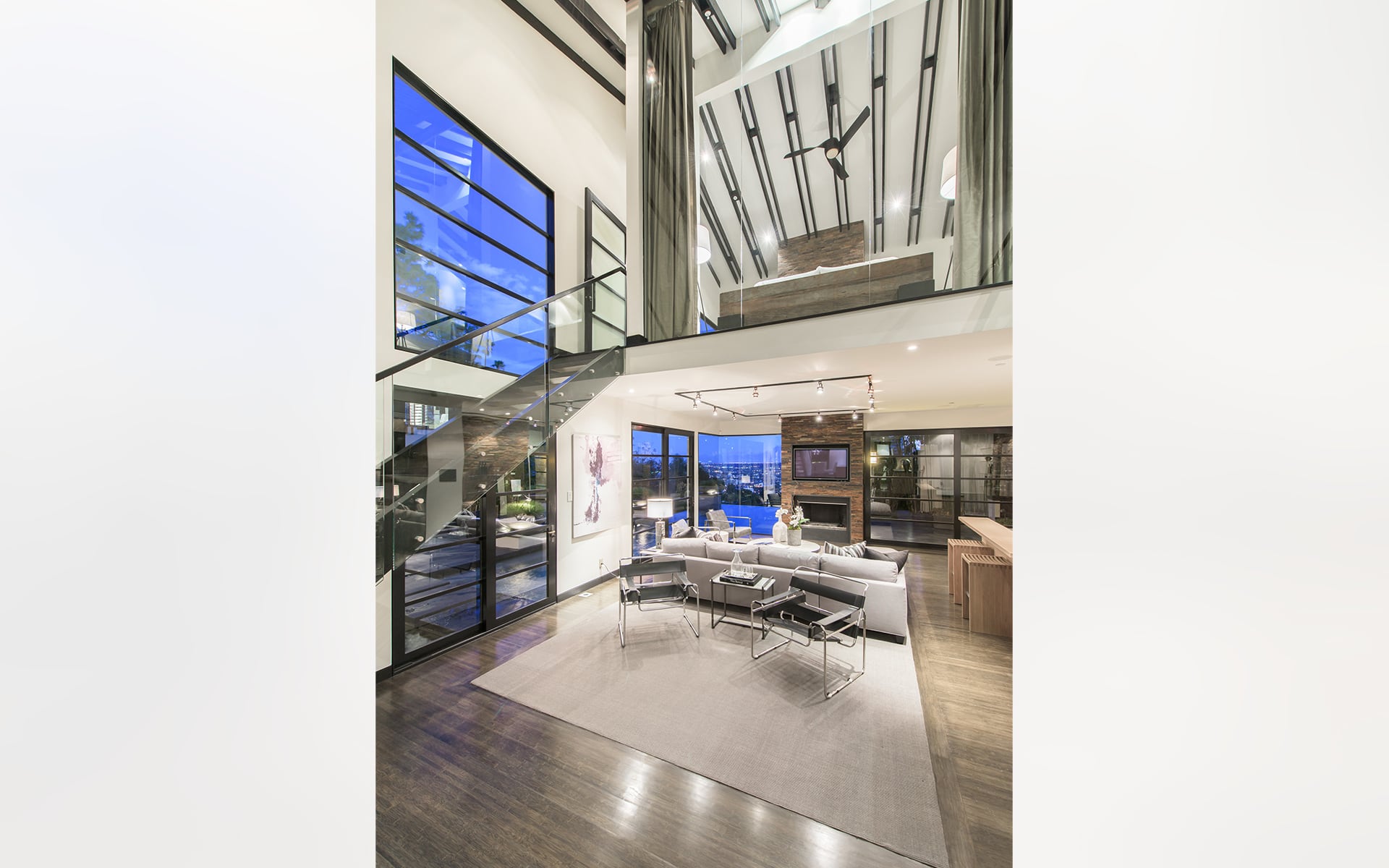 listing-img