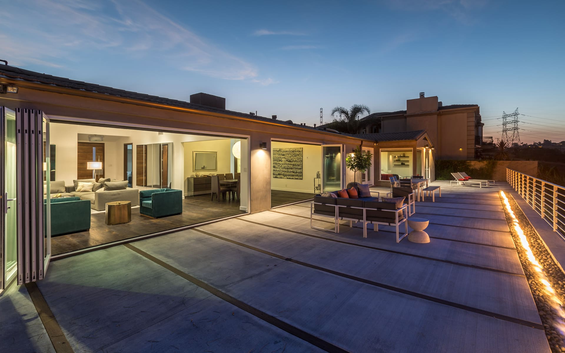 listing-img