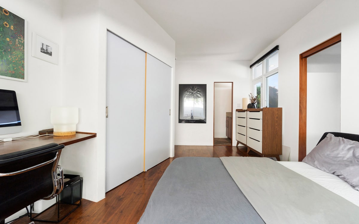 listing-img
