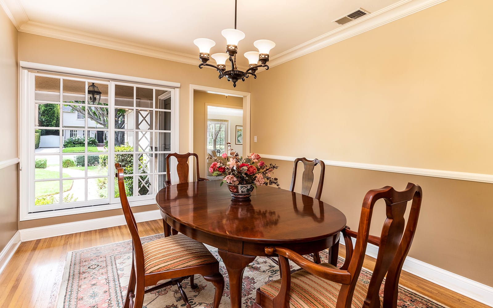 listing-img