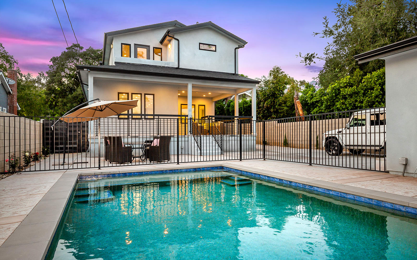 listing-img