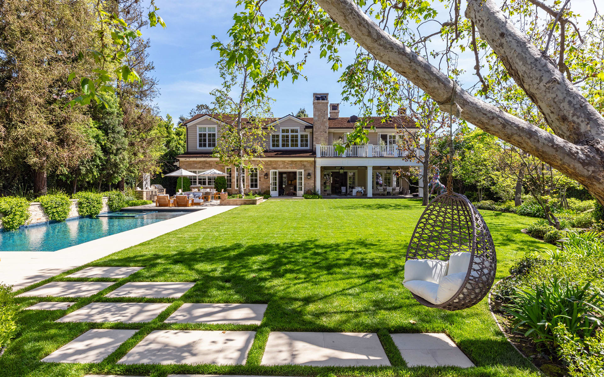 listing-img