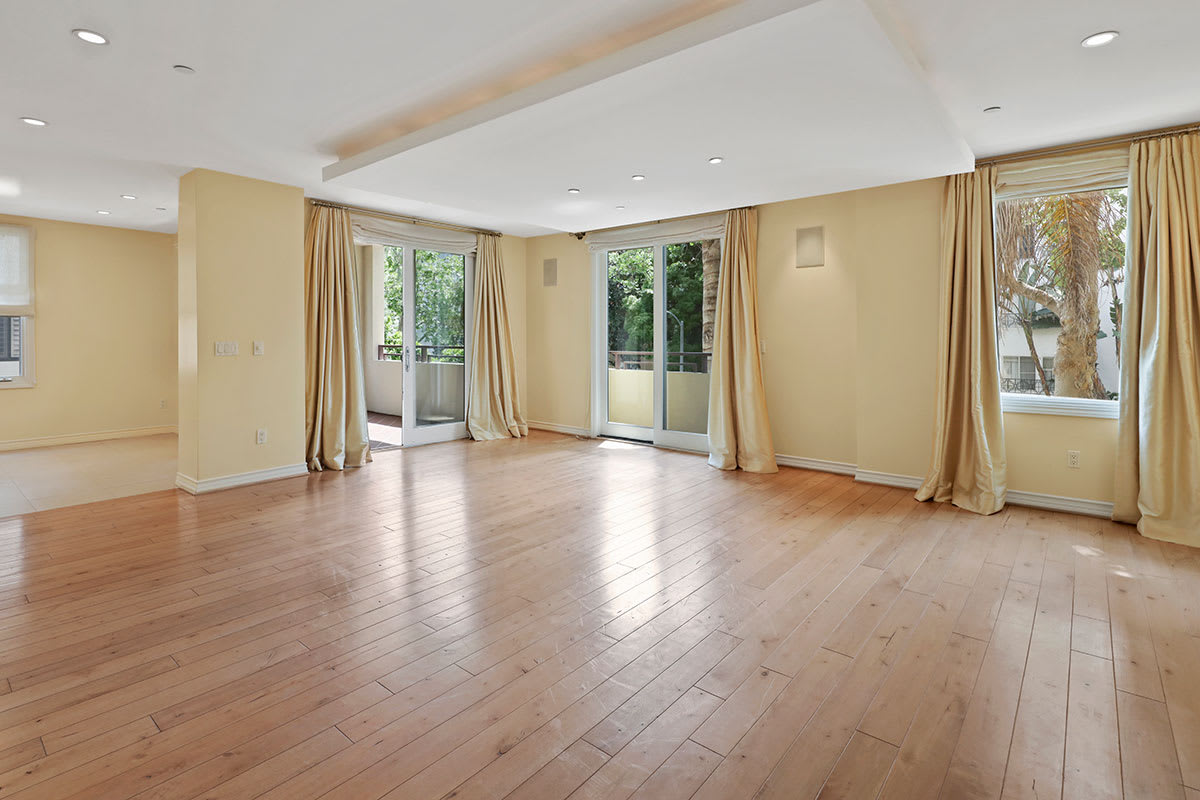 listing-img