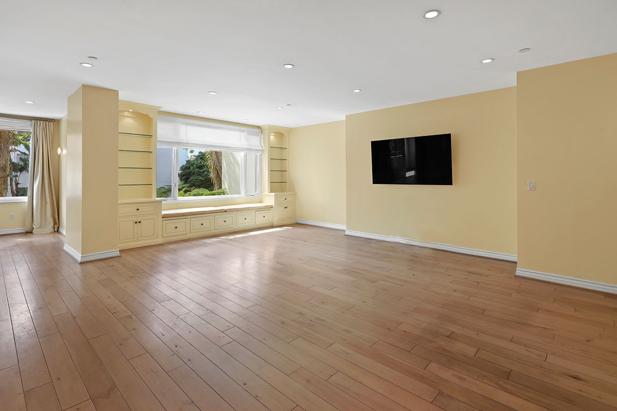 listing-img