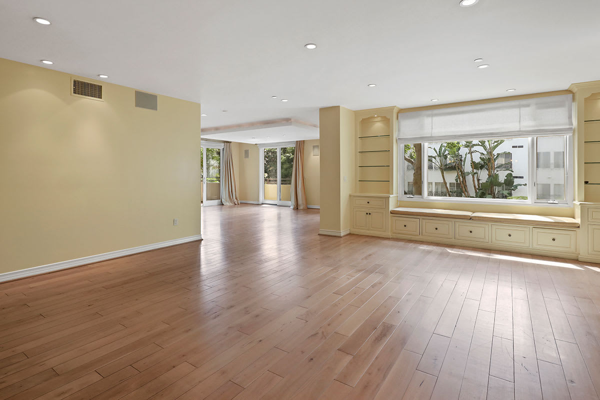 listing-img