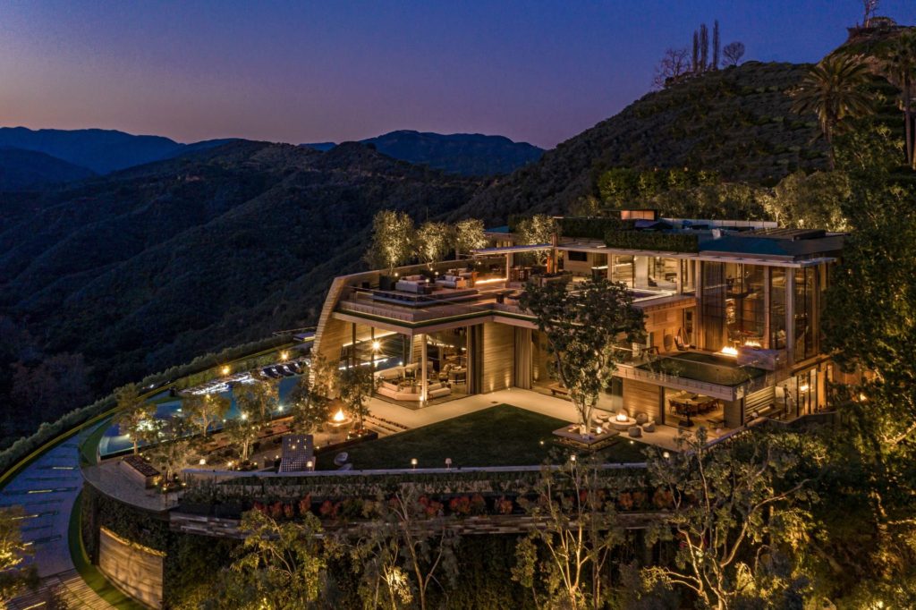 LA developer Ardie Tavangaria lists mansion for $350,000/Mo