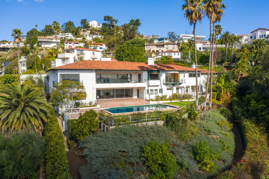 Penny Marshall’s longtime home in L.A. sells for $6 million