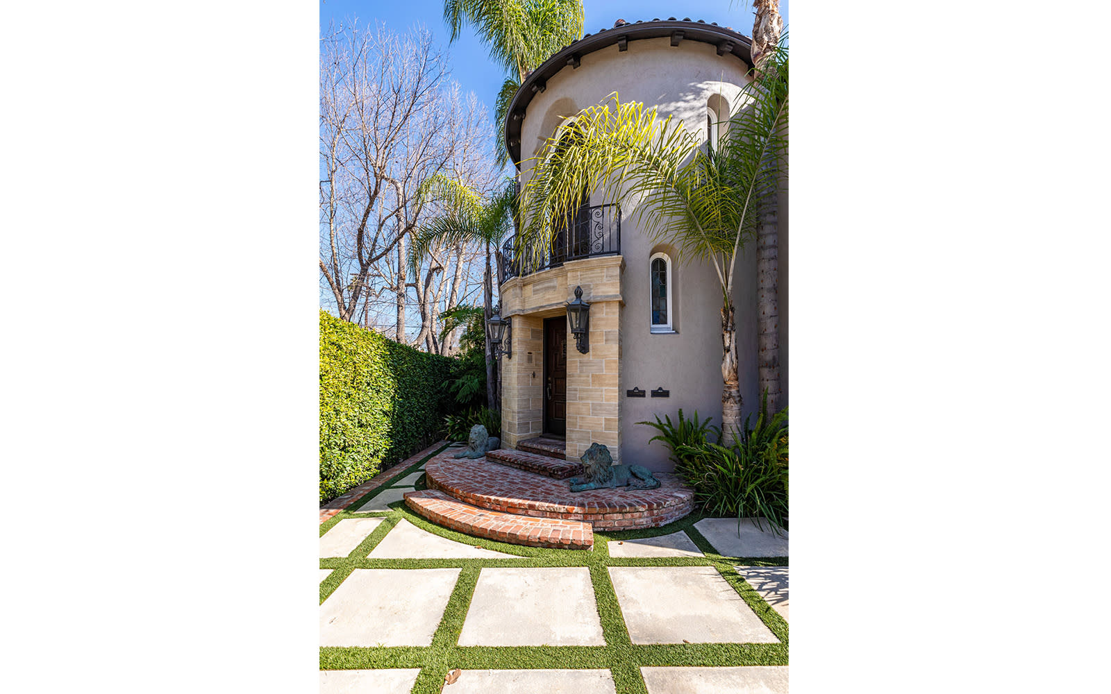 listing-img