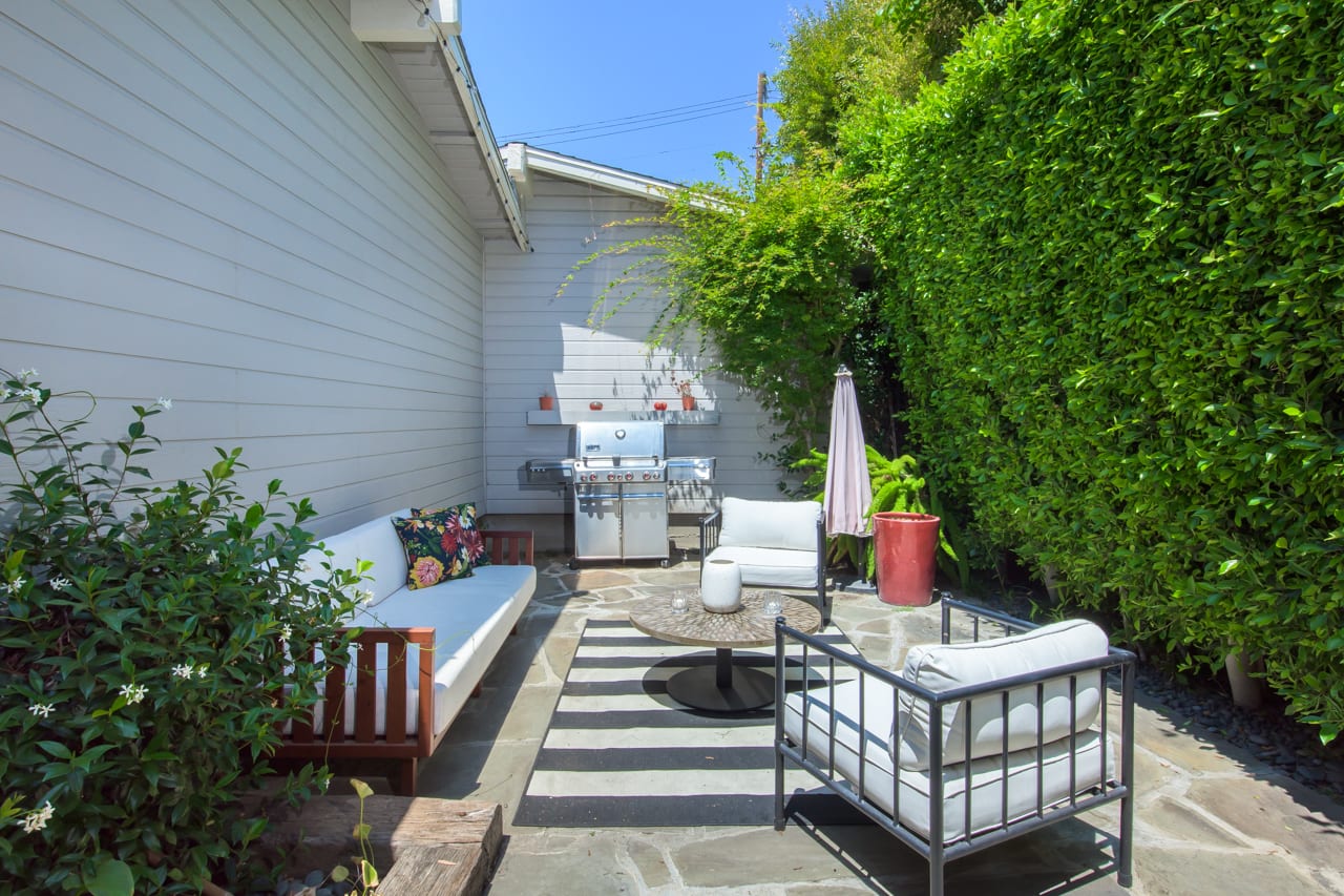 listing-img