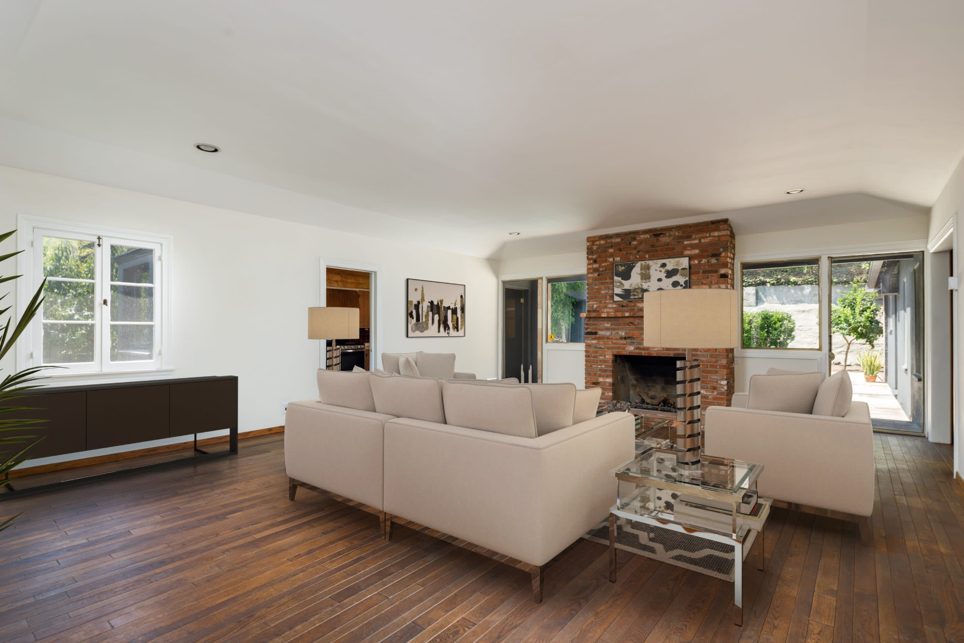 listing-img