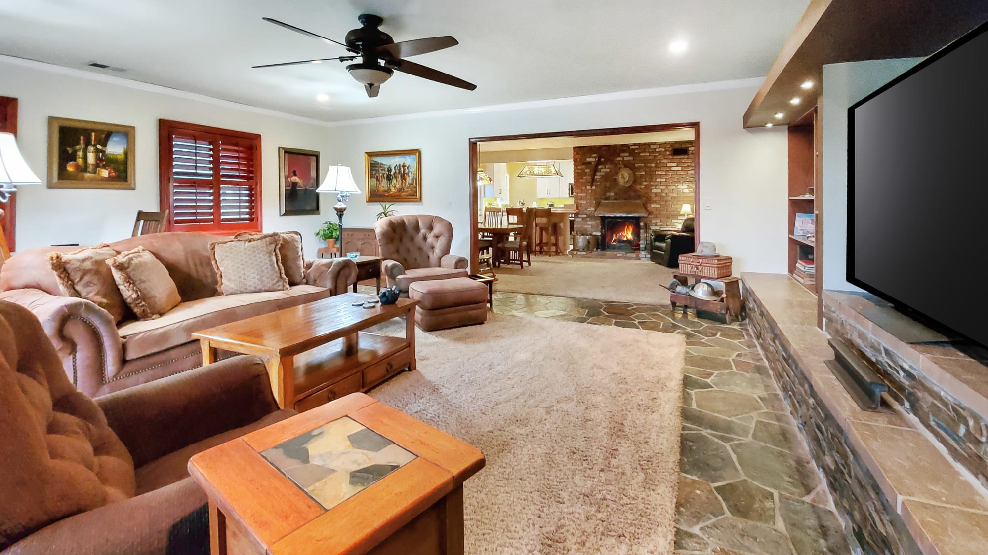 listing-img