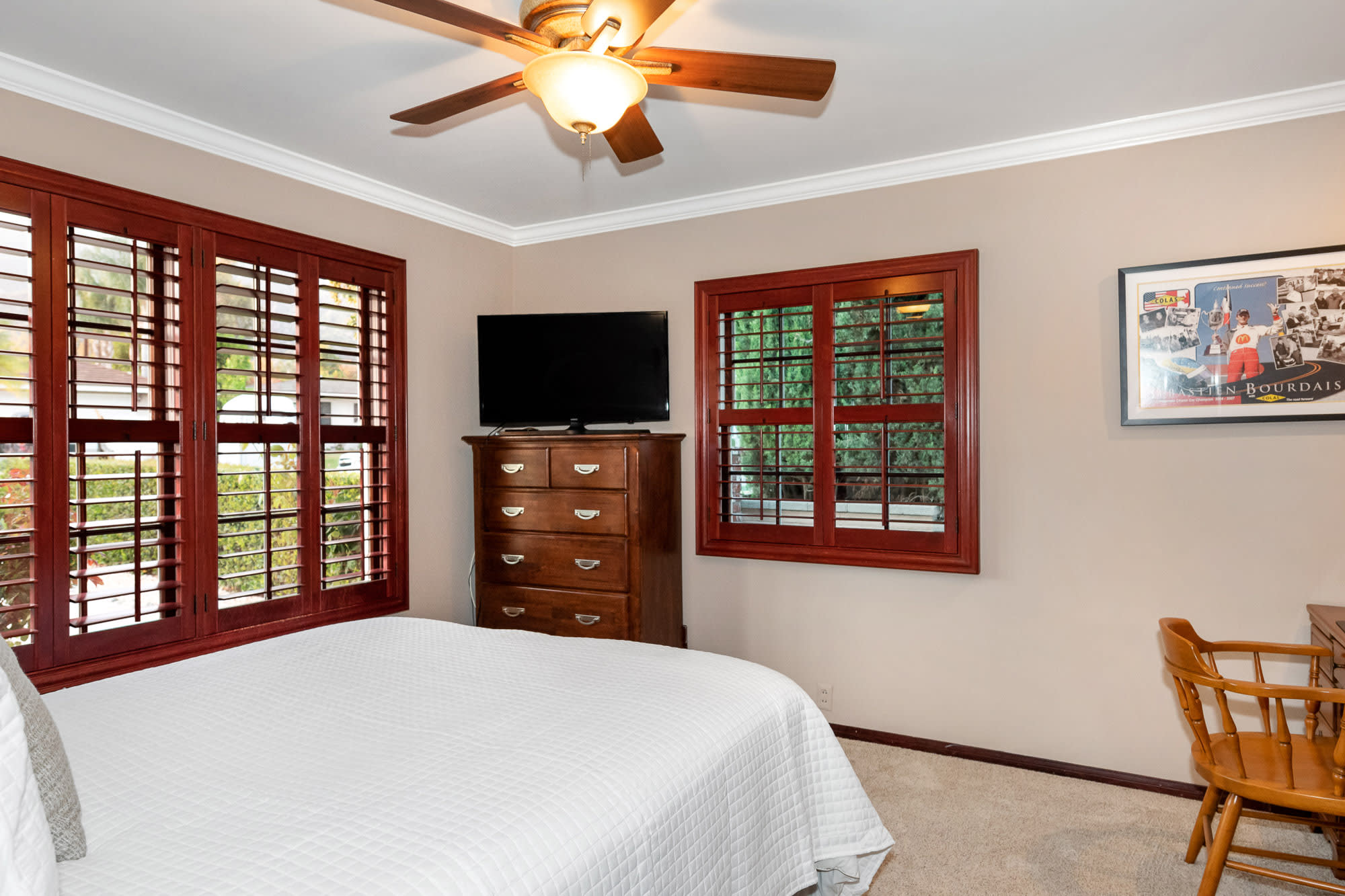 listing-img