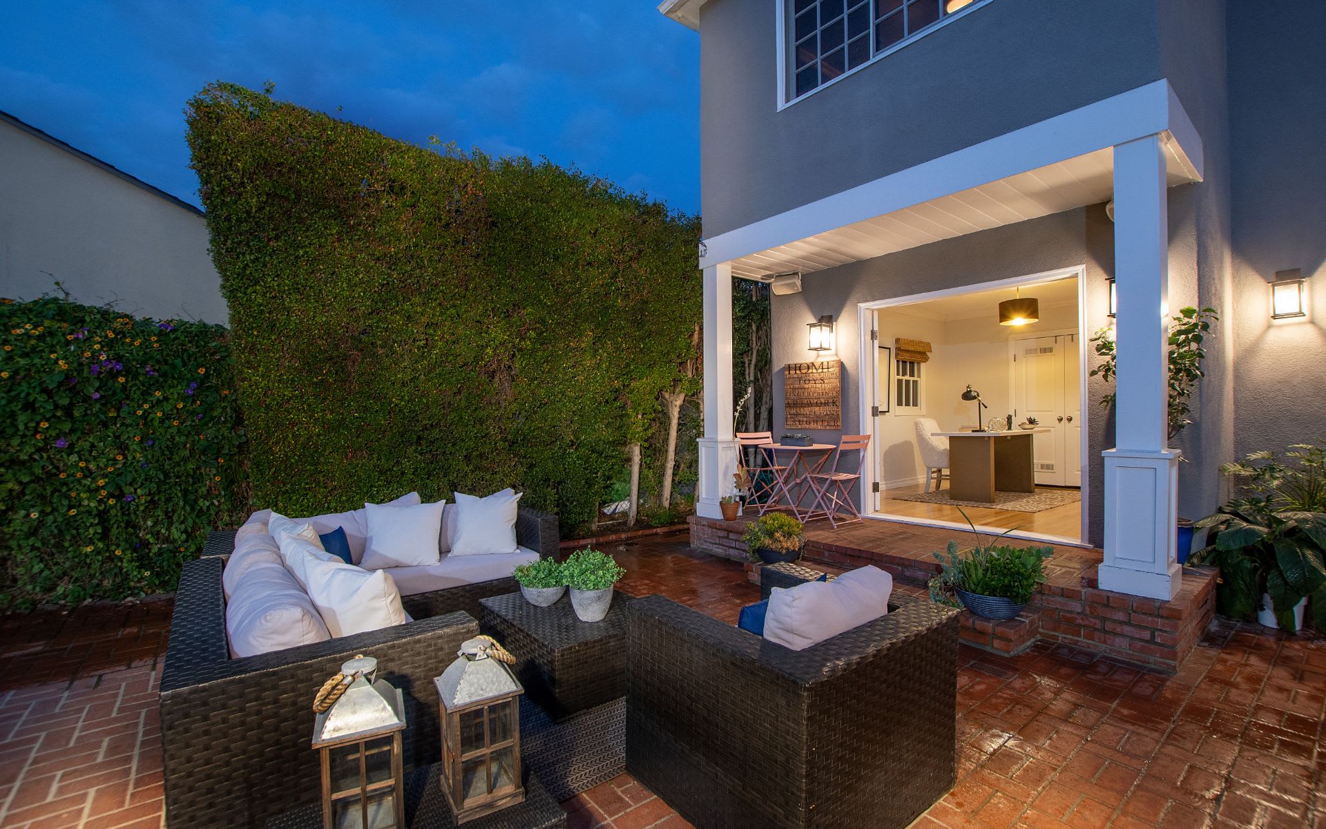 listing-img