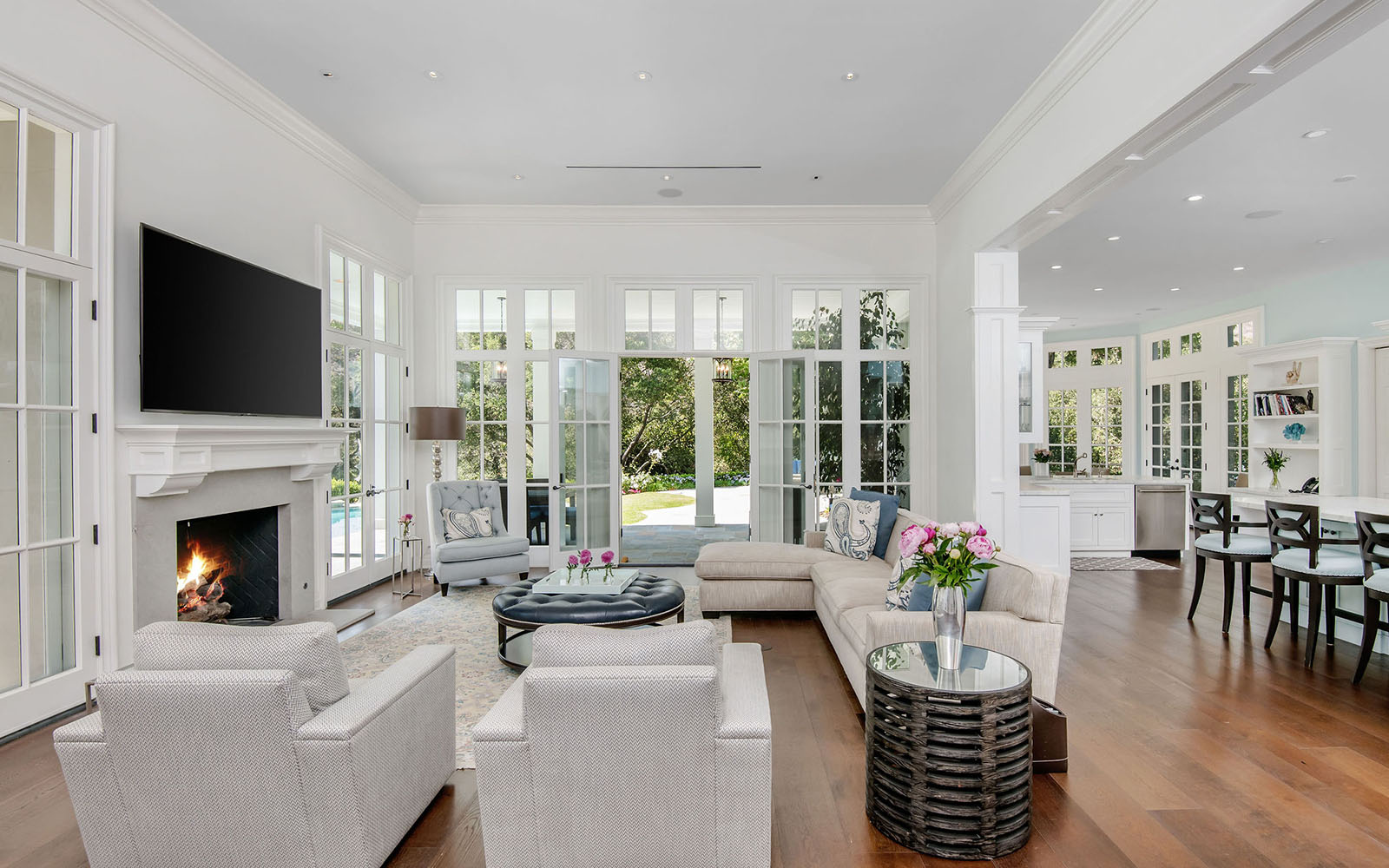 listing-img