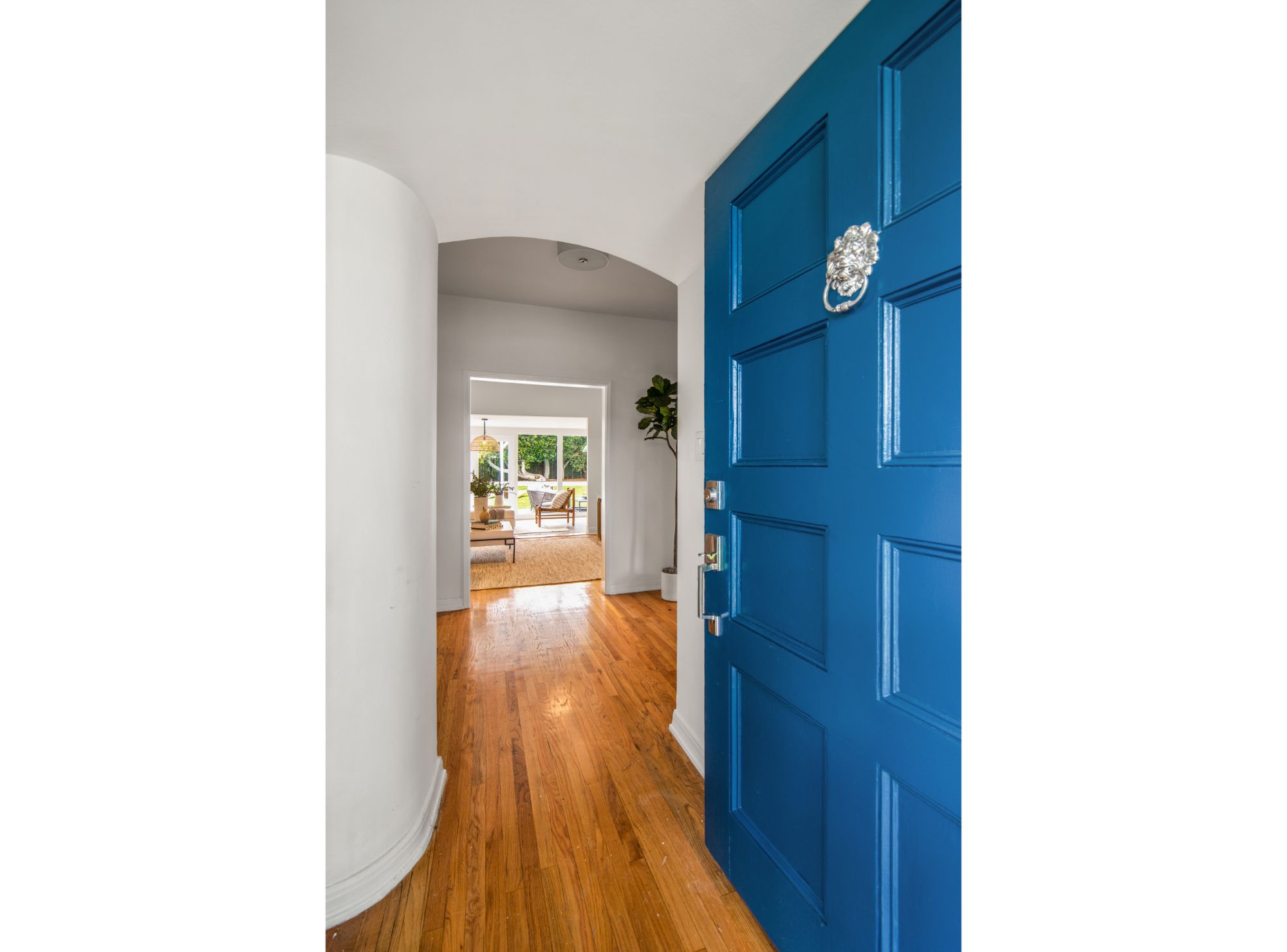 listing-img