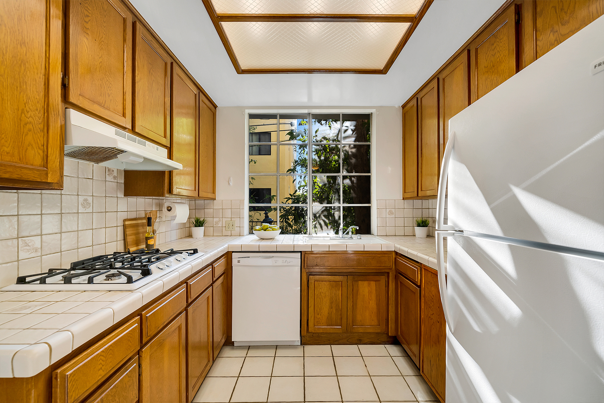 listing-img